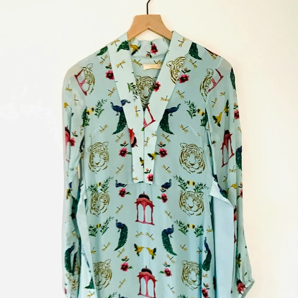 Verandah Resort Tropical Wrap Tie Mini Dress in Blue Porcelain size X-Small NWT - Picture 7 of 8